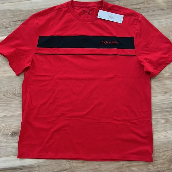NWT Calvin Klein Mens Tee - Picture 4 of 6